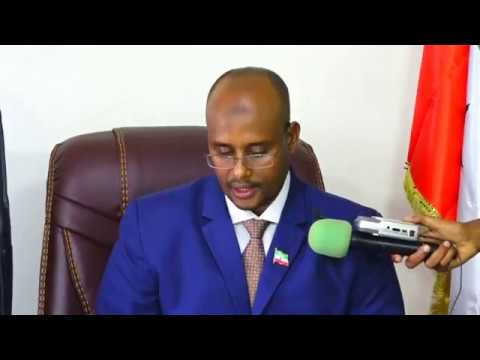 Daawo waxaana noo soo baxday in dakhligii aanu gelinka dambe qabanaynaynay uu maalmaha qaarkood ka bato kii gelinka hore,” ayuu yidhi wasiir Yuusuf Maxamed Cabdi.