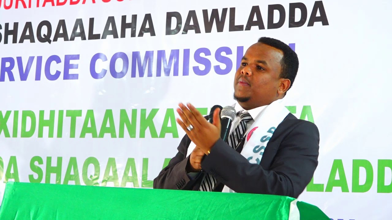 Daawo Gudoomiye Sharmaake Geele oo soo Xidhaya Madaxtaabashadii Shaqaalaha Dawladdaa