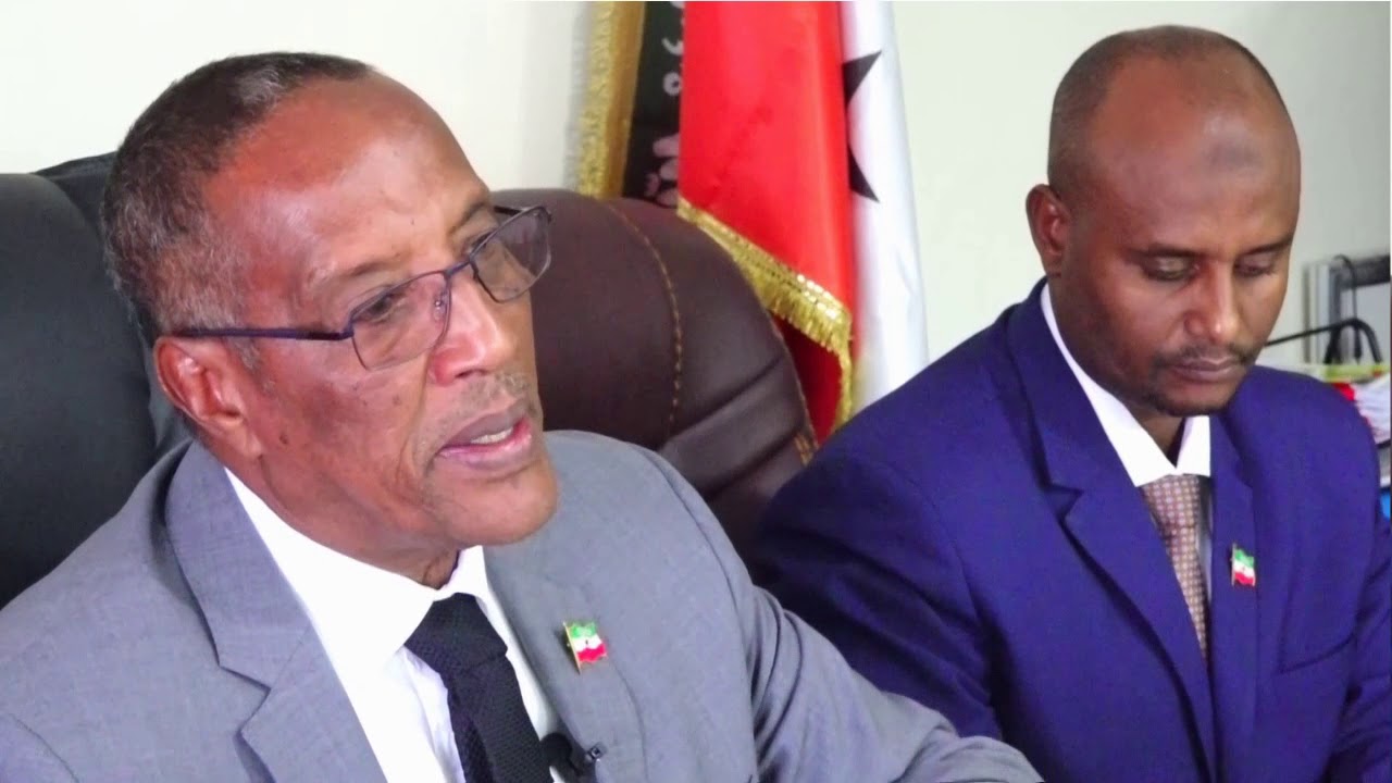 Daawo Maaliyadda waxa laga doonayaa oo umaddu idinka doonaysaa inaad hal koox (One team) noqotaan oo ay fikrad ballaadhan abuurto oo isu tagto, waanan idiinkaga mahadnaqayaa horumarka aad samayseen,