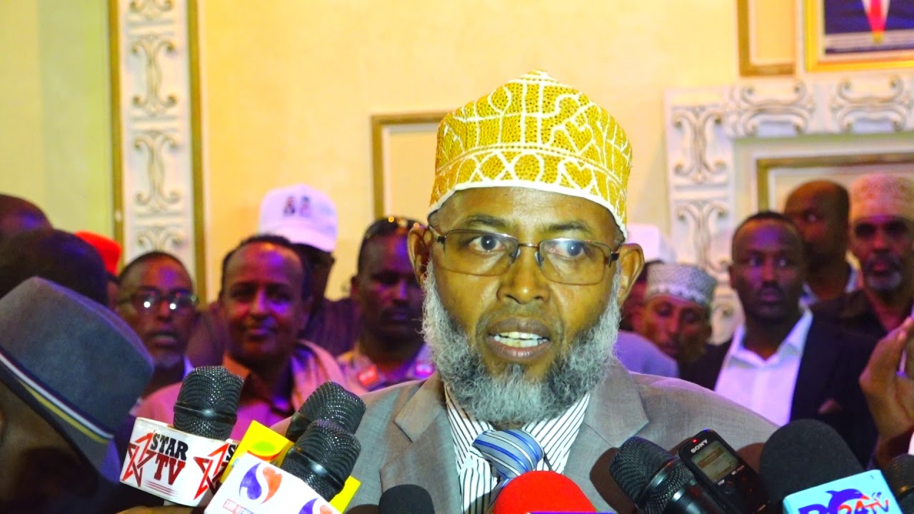Daawo “Fariinta Boqortooyadu ina fartay Ayaa ah dal mida ayaa dadka wax la qabsan kara”wasiirka Xidhiidhka Golayaasha iyo arrimaha dastuurka Maxamed Xaaji Aadan