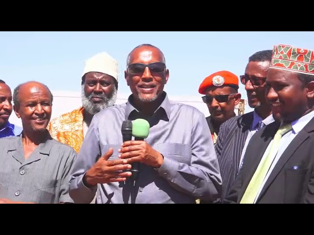 Madaxweynaha JSL Mudane Muuse Biixi Cabdi Oo Dhagax Dhigay Riig Laga Qodayo Gobolka Daad Madheedh