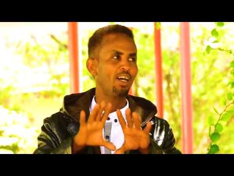 Daawo Madaxweynaha Somaliland oo qaabiley wiil Farsameeyey Astaanta Qaranka oo Bir uu ka sameeyey