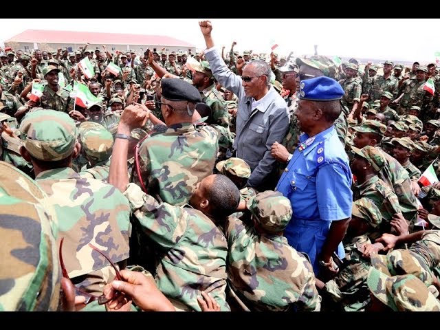 Daawo “Waxad halkan ku baranaysaan oo la doonayaa inaad erayga ah ANIGA ka baxdaan oo aad ku beddeshaan INNAGA, markaas uun baynu wax noqon karnaa, markaad innaga tihaahdaana waxay noqonaysaa inaad mar walba eegto maxaad ummadda u qabataa.” Madaxweyne Muuse Biixi