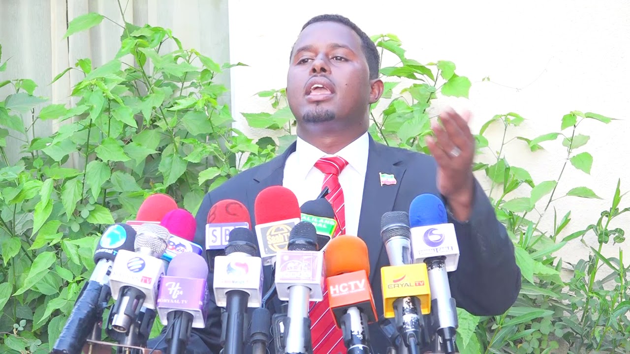 Daawo Afhayeenka Madaxweynaha Somaliland oo Ka Jawaabay Hadalo ka soo yeedhay Gudoomiye Cirro uguna baaqay inuu sharciga ku soo Laabto