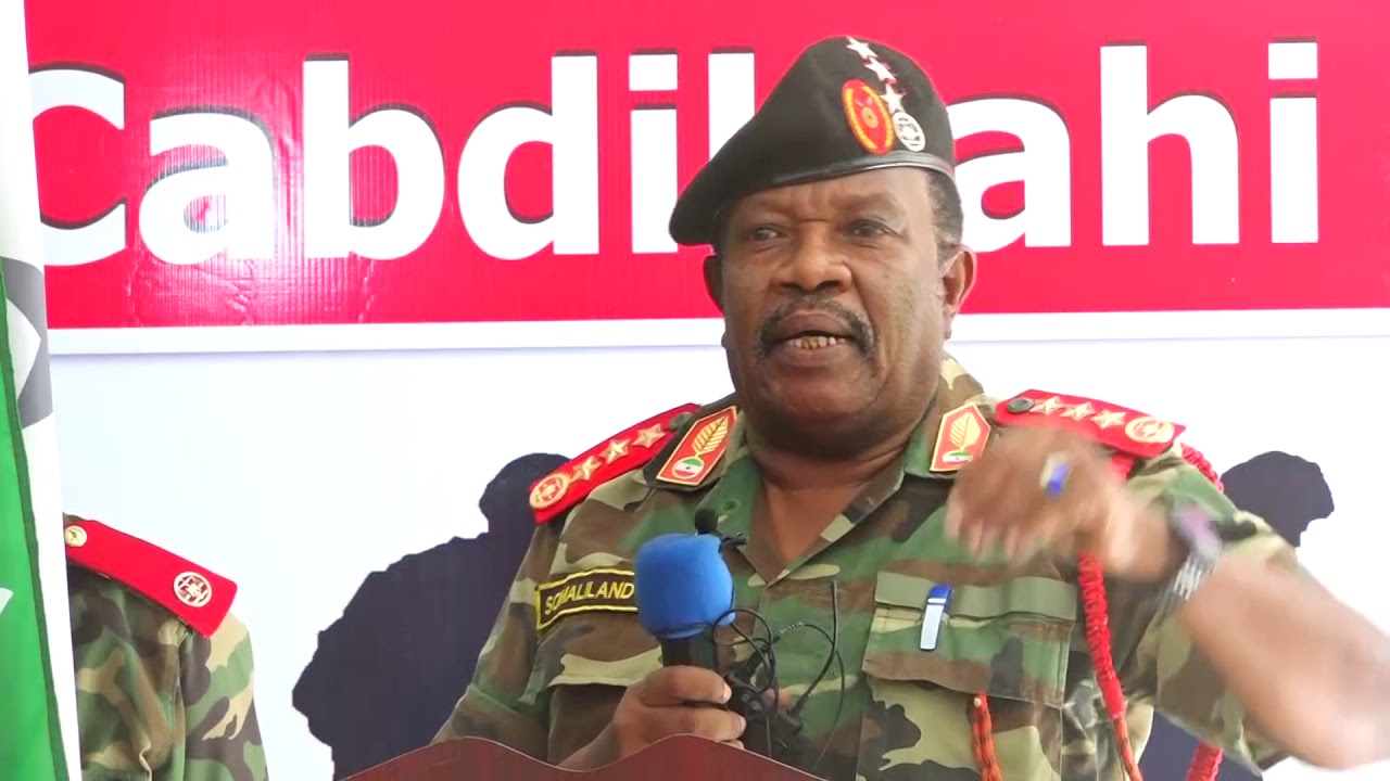 Daawo Sareeyo Guuto Axmed Cali Maxamed Tansaani Hoggaanka Tababarada Ciidanka Qaranka oo khudbad dhaxal-gal ah u jeediyey saraakiisha maanta loo furay Dugsiga