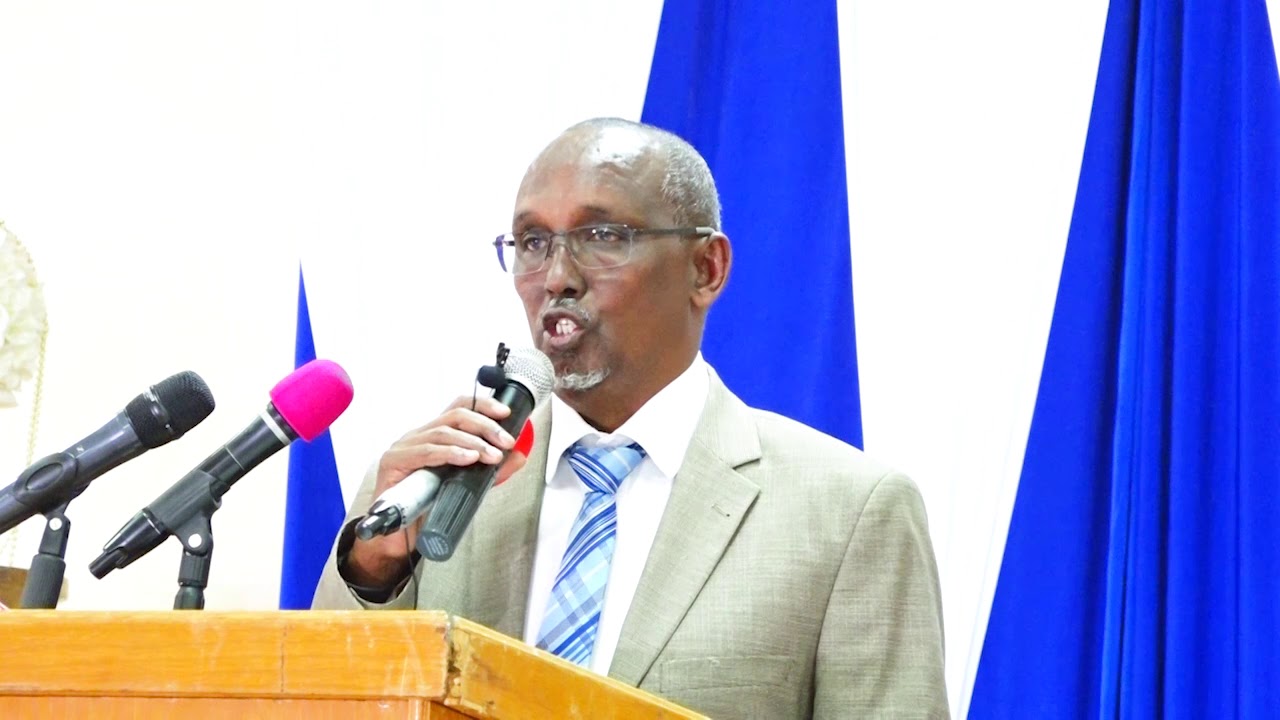 Wasiir Gaafaadhi oo ka hadlay saxeexa mashruuca horumarinta Berbera oo Qalinka Lagu Duugay