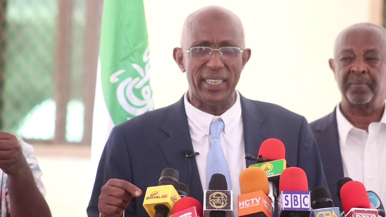Wasiirka Waxbarashada iyo Sayniska oo Amaro adag u diray Bahda Waxbarashada Xanuunka Corona-virus awgii