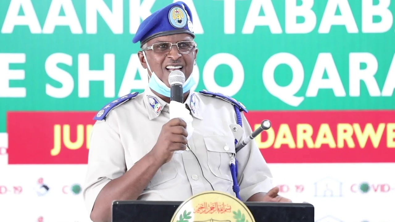 Taliyaha Police-ka Jamhuuriyadda Somaliland Oo Ka Sheekeeyey Maraaxilkii Dugsiga Dararweyne Soo Maray wakhtiyadii kala danbeeyey