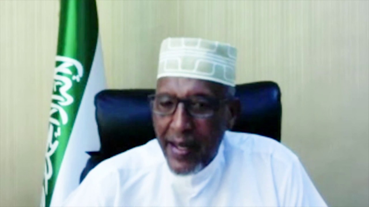 Daawo Madaxweynaha Somaliland Oo Habka Maqalka Iyo Muuqaalka Kaga Qaybgalay Xafladda Qalin-jabinta Abaarso School