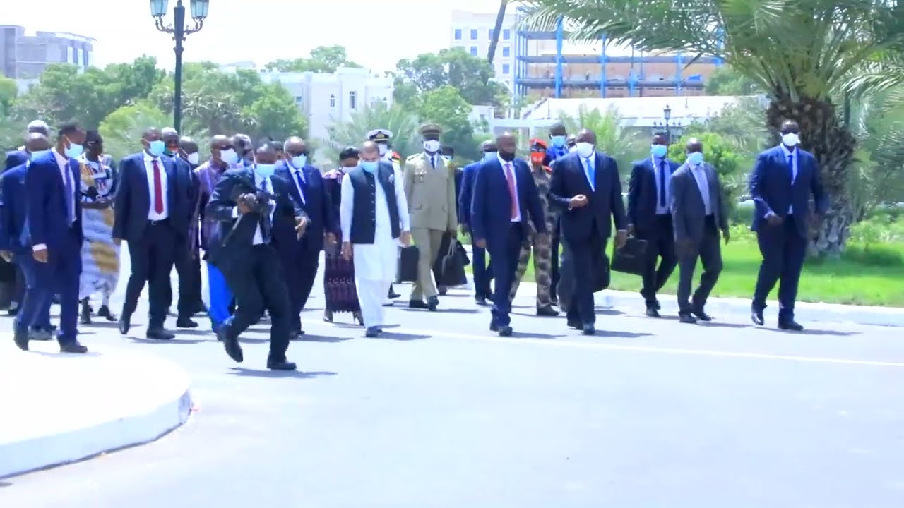 Madaxweynaha Jamhuuriyadda Somaliland oo ka qaybgalay Munaasibadda Caleemo-saarka Madaxweynaha Jabuuti