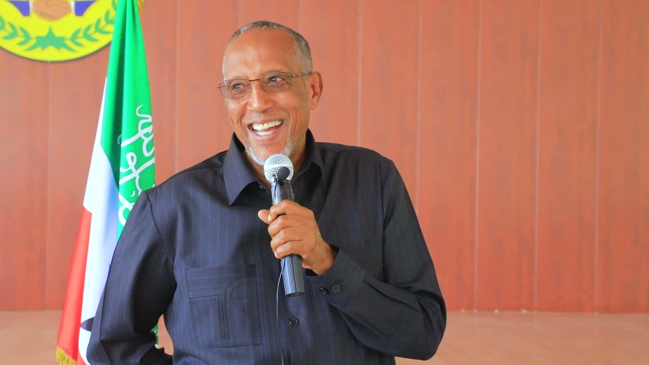 Madaxweynaha Jamhuuriyadda Somaliland Oo Sagootiyey 33-Arday Oo Ku Guulaystay Deeq Waxbarashada Sare Ah Oo Dalka Taiwan Ah Ay KA Heleen