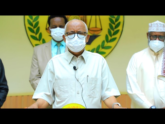 Madaxweyne ku xigeenka Jamhuuriyadda Somaliland ahna Gudoomiyaha Guddida ka hortaga Xanuunka Covid 19 ayaa bulshada uga digay Wejigii saddexaad oo dalka lagu arkay