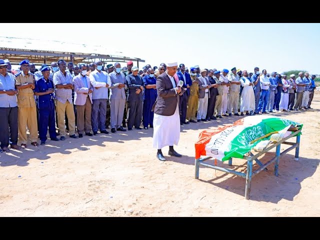 Madaxweynaha Jamhuuriyadda Somaliland oo Ka qaybgalay Aas Qaran oo loo sameeyey Marxuum Cumar Yare