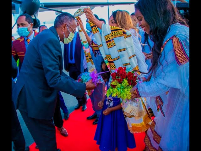Madaxweynaha Jamhuuriyadda Somaliland oo Booqday Wershedaha wax soo saarka ee duleedka magaalada Hawaasa