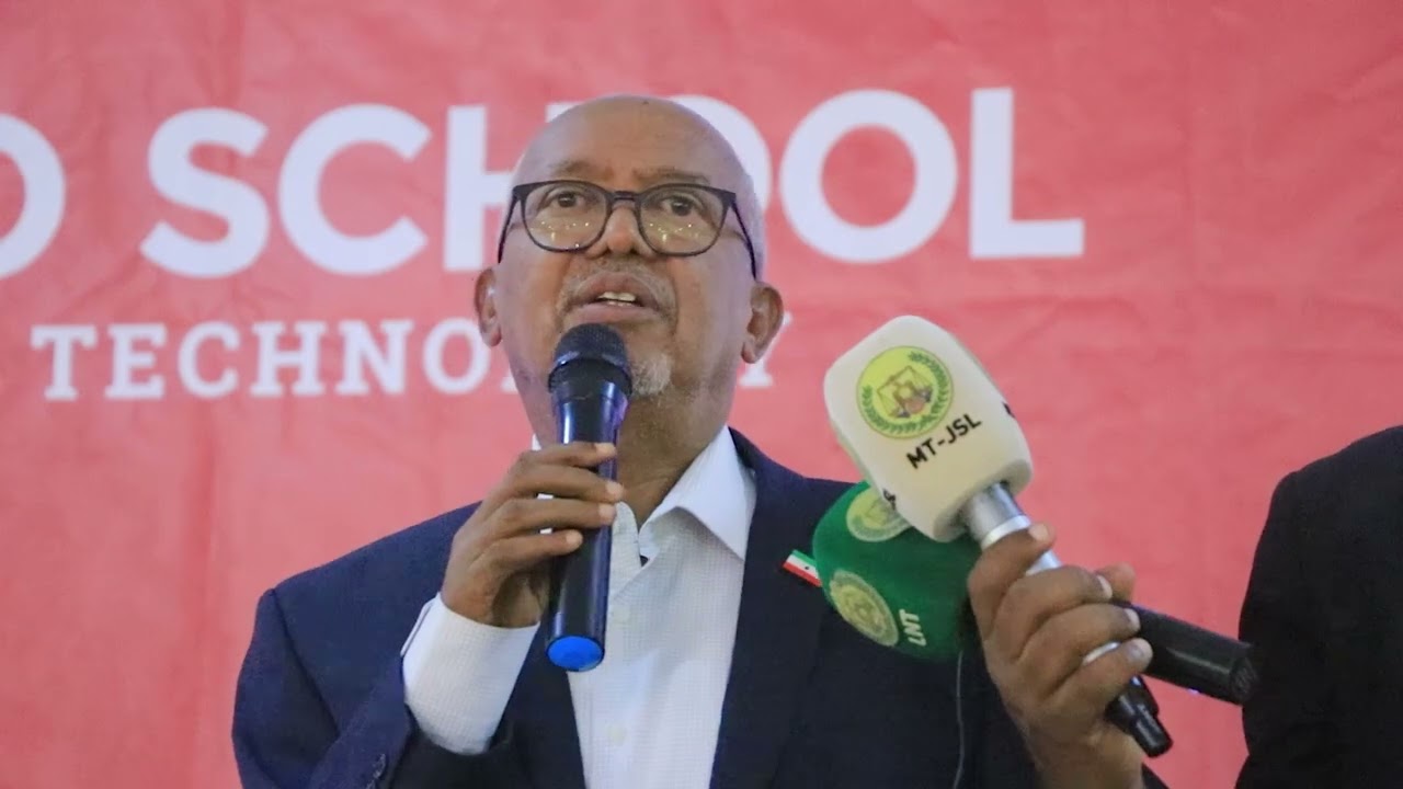 Madaxweyne ku-xigeenka Jamhuuriyadda Somaliland Oo Ka Qeyb-galay Qalin-jebinta Ardayda Dugsiga Sare ee Abaarso