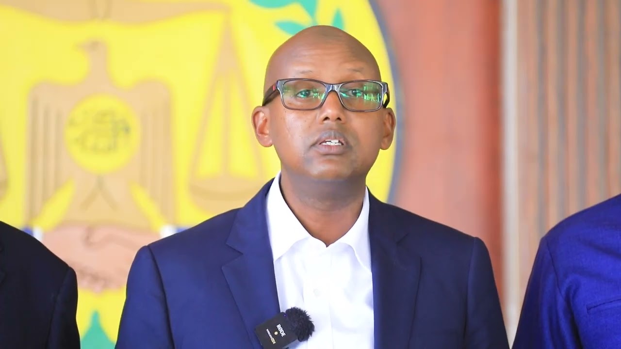 Go’aamo Ka Soo Baxay Shirkii Qaran ee ka Qabsoomay Madaxtooyada JSL ku dhexmaray Madaxweynaha Qaranka Somaliland iyo Hoggaanka Xisbiyada Mucaaridka