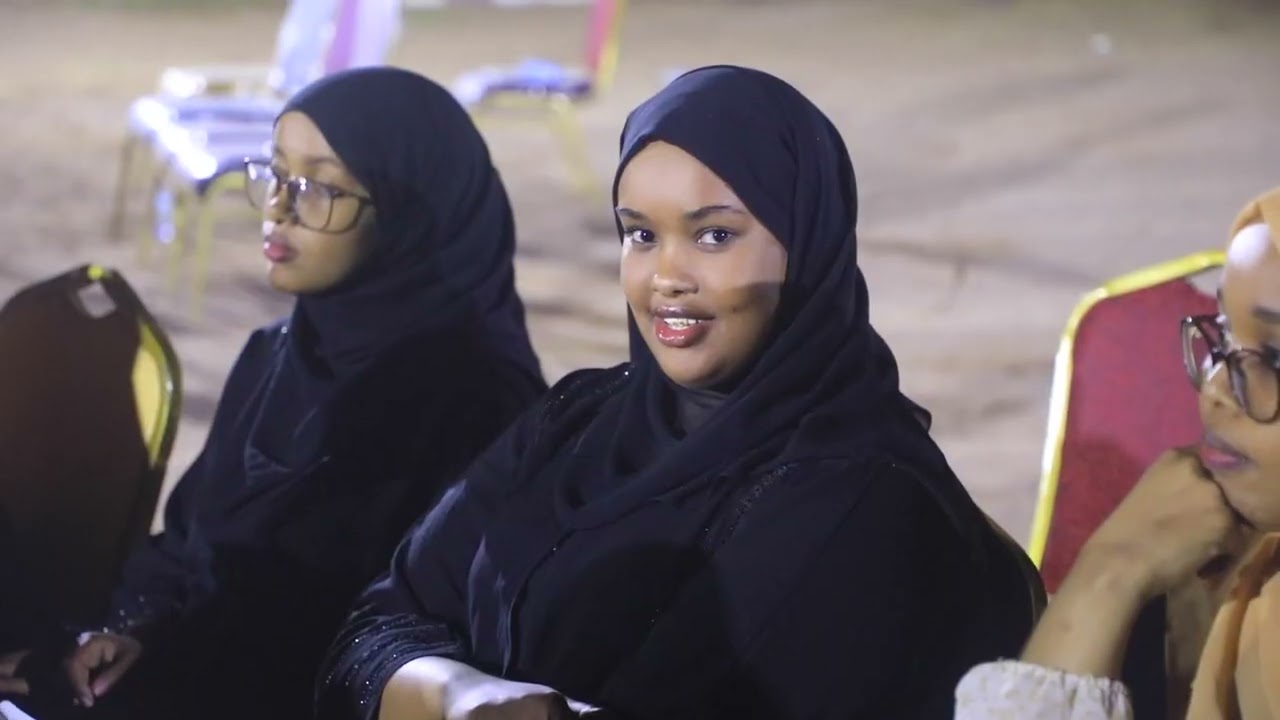 Madaxweynaha Jamhuuriyadda Somaliland Oo Kulan weydiimo iyo war-celin ah la qaatay Ardayda Jaamacadaha magaalada Burco