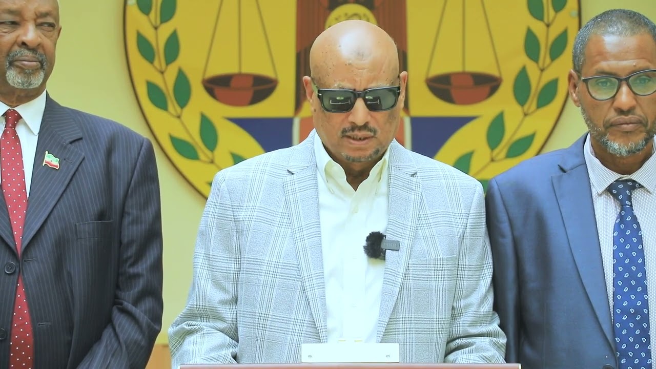 Gudoomiyaha Xisbiga UCID Eng Faysal Cali Xuseen (Faysal Cali Waraabe) ayaa ka hadlay Saddex Qodob oo Qaranka Guul u ah oo ay ka wada hadleen Madaxweynaha Jamhuuriyadda Somaliland.