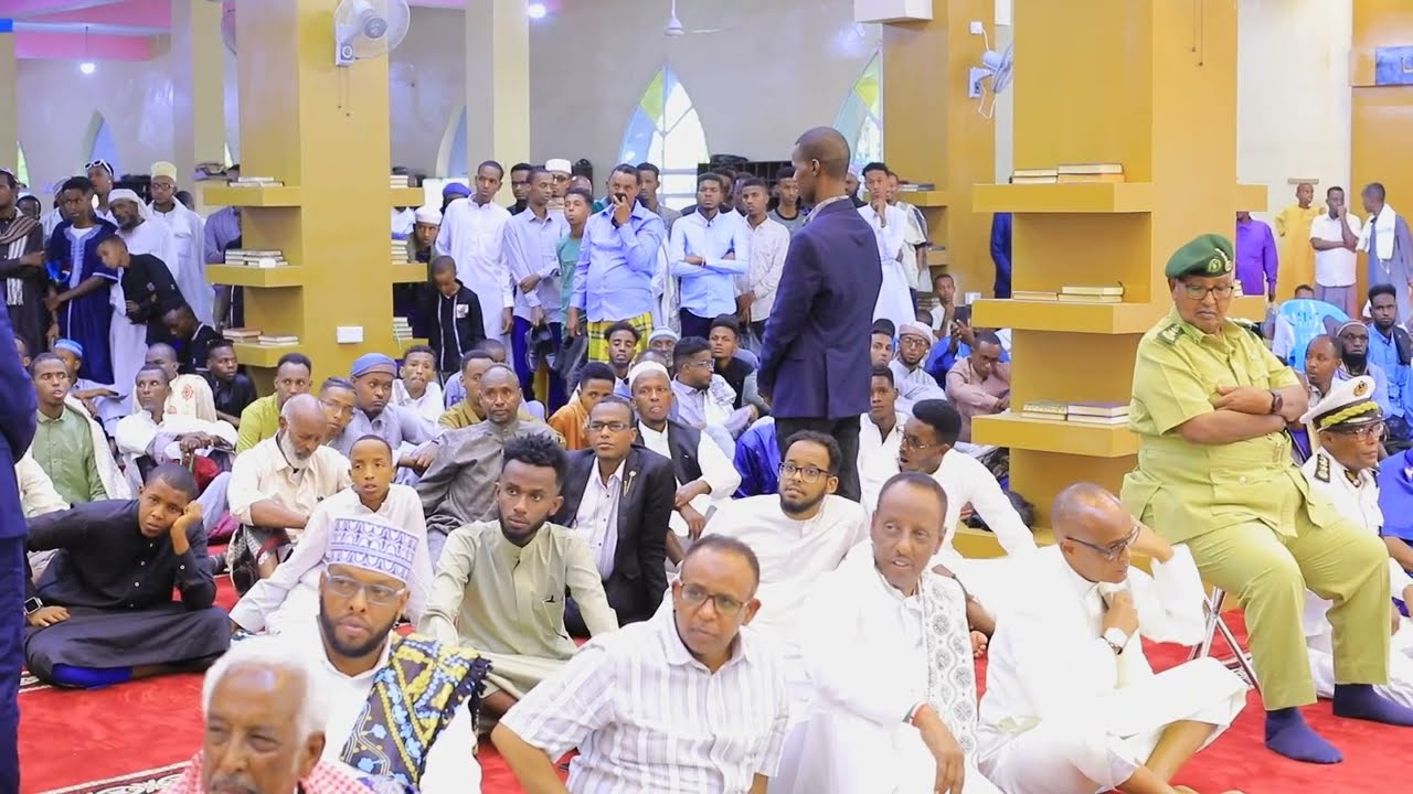 Madaxweynaha Jamhuuriyadda Somaliland Oo Maanta La Tukaday Lana Ciiday Qaarka Mida Shacbiga Caasimada Somaliland Ku Dhaqan.