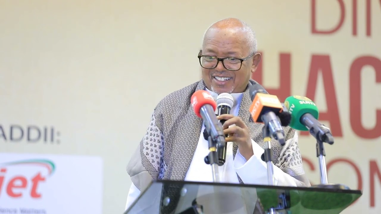 Madaxweyne ku xigeenka Somaliland, Md Cabdiraxmaan Saylici ayaa habeennimadii xalay ka qayb-galay Bandhiga Buugga la magac baxay Diiwaanka Dhacdooyinkii Somaliland ee 1884-2022 oo uu qoray Aqoonyahan, Mawliid Maxamed Xaashi.